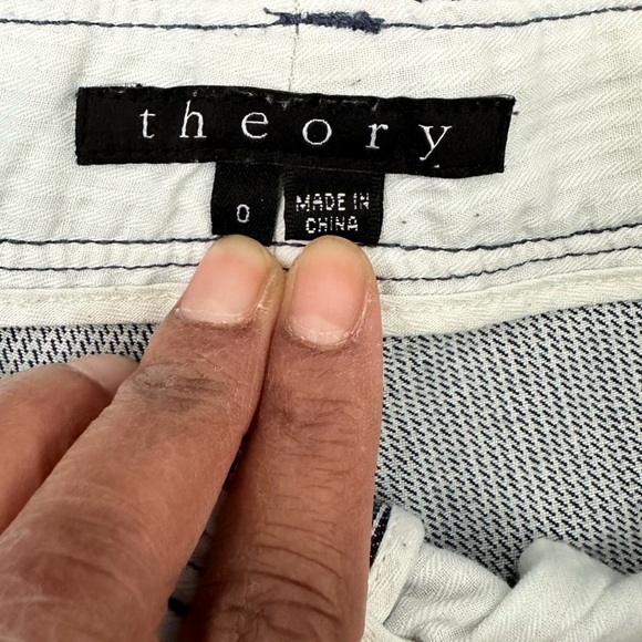 Theory Blue Stripe Shorts Size 0 - Picture 3 of 3
